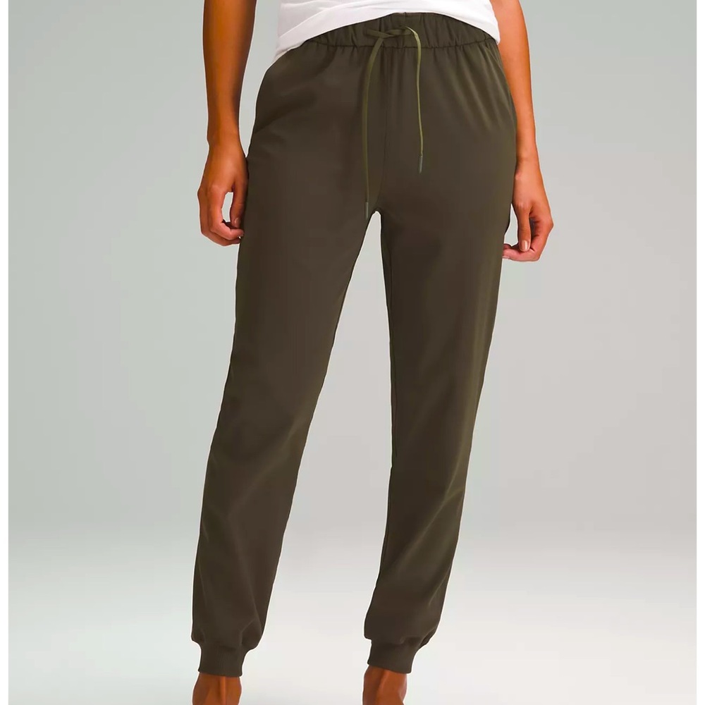 Lululemon Stretch High-Rise Jogger Full Length